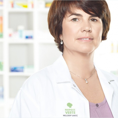 Portrait d'une pharmacienne